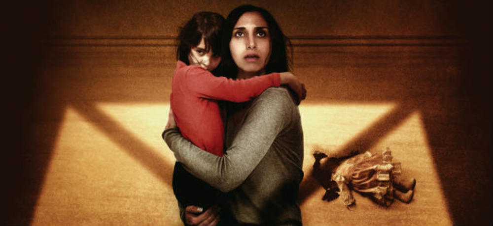 فیلم «زیر سایه»(Under the Shadow) با بازی نرگس رشیدی و آوین منشادی